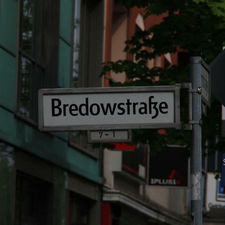 Zentral Gelegen - Stilvolles Appartment In Moabit Berlin Exteriör bild